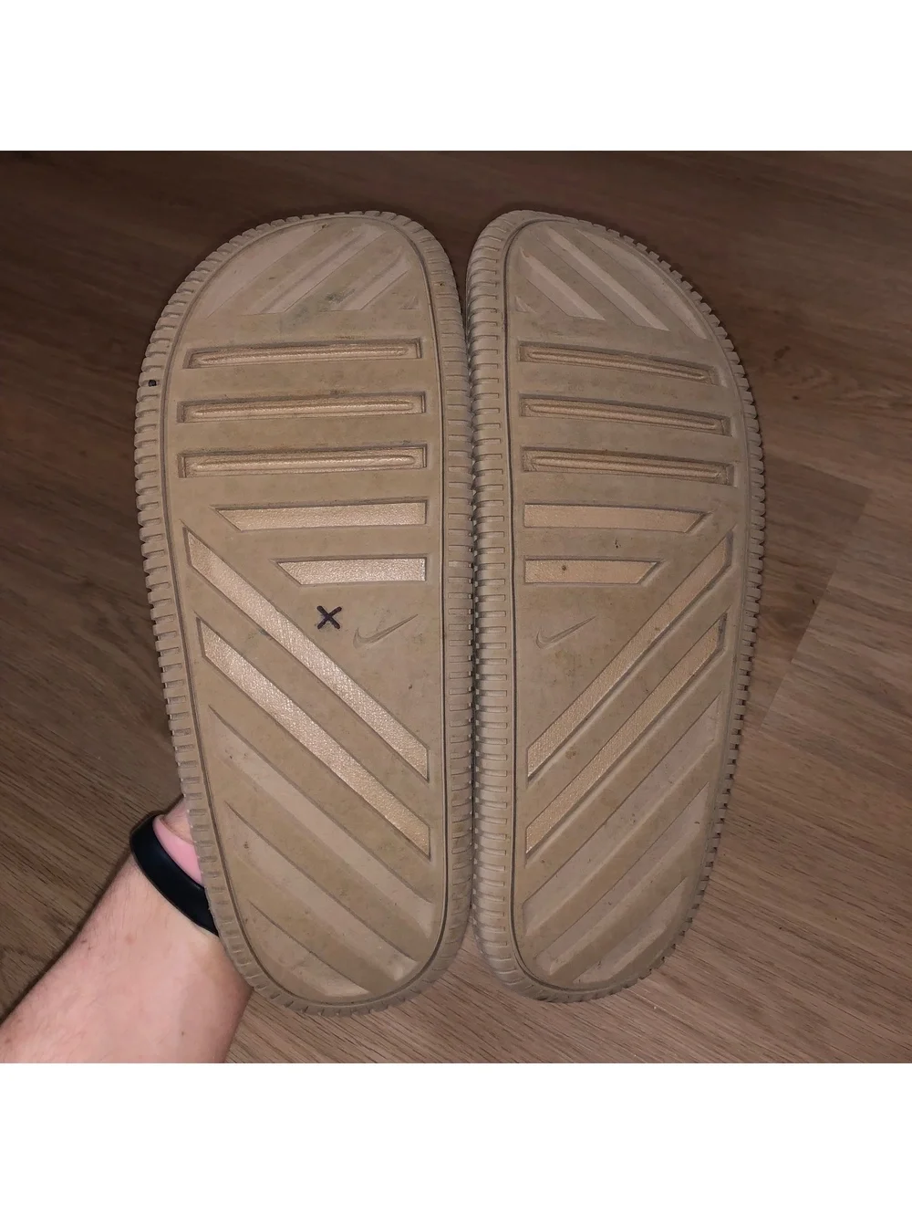 NIKE CALM SLIDES SANDALS TAN KHAKI BEIGE MENS SIZE 11 WOMENS 12